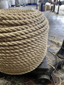 16mmx220m Oiled Treatment 3 Strand Sisal Twisted Rope With High Breaking Strength