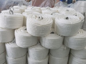 24mmx220m CCS Approved Nylon Rope 3 Strand Twisted Polyamide Rope With High Breaking Load