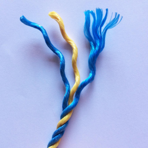 Blue/yellow Color UV Resistance 6mm Telstra Rope 3 Strand PP Split Film Rope For Cable Hauling