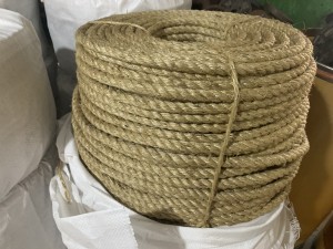 Marine маводҳои каҷ табиӣ нахи Sisal ресмоне 18mm 220m Coil