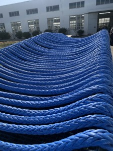 64mm 12 Strands UHMWPE Briaded Marine Mooring Vessel Rope With High Breaking Load